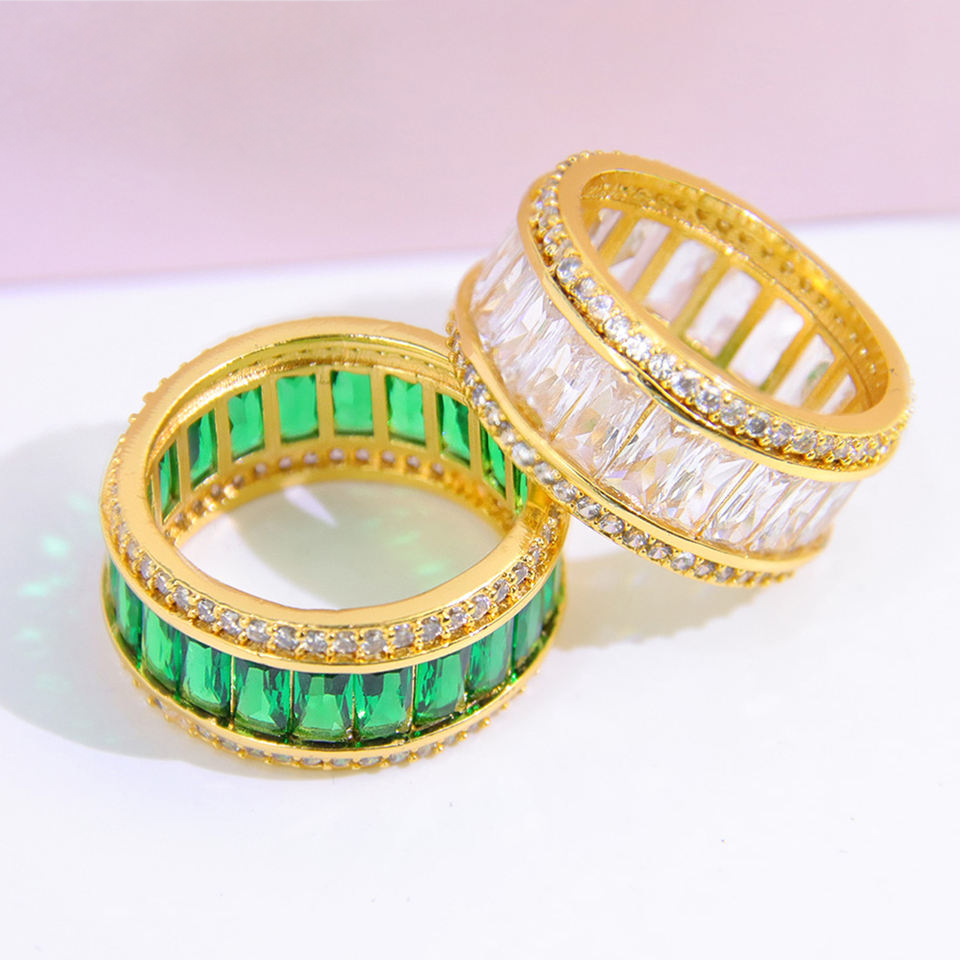 Gold-plated zircon ring in green and white — view 4