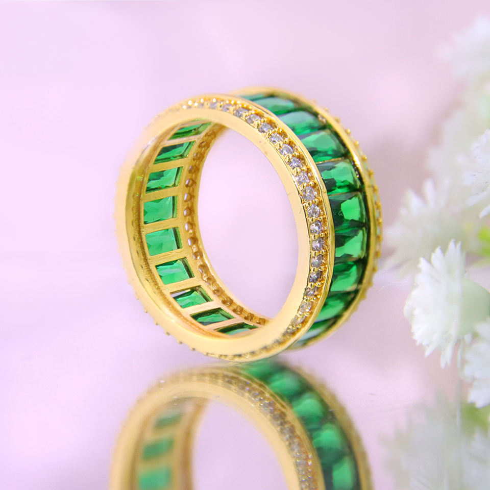 Gold-plated zircon ring in green and white — view 5